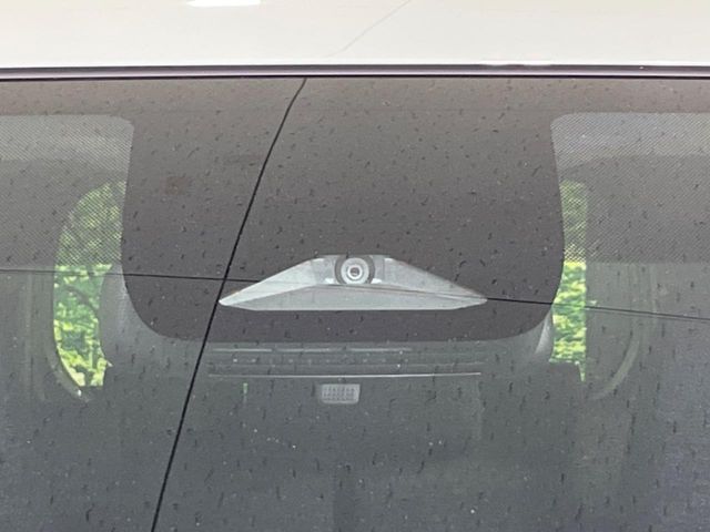 Toyota Sienta 6
