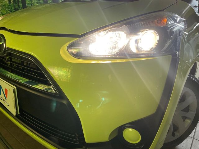 Toyota Sienta 12