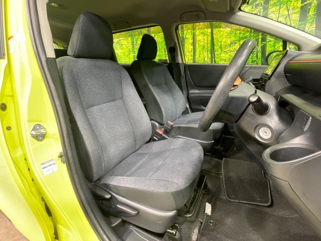 Toyota Sienta 8