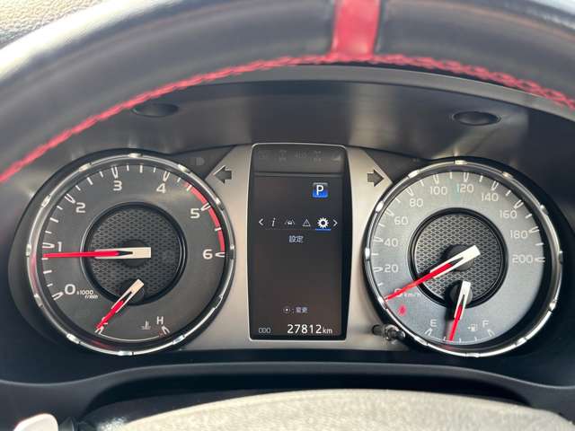 Toyota Hilux 12