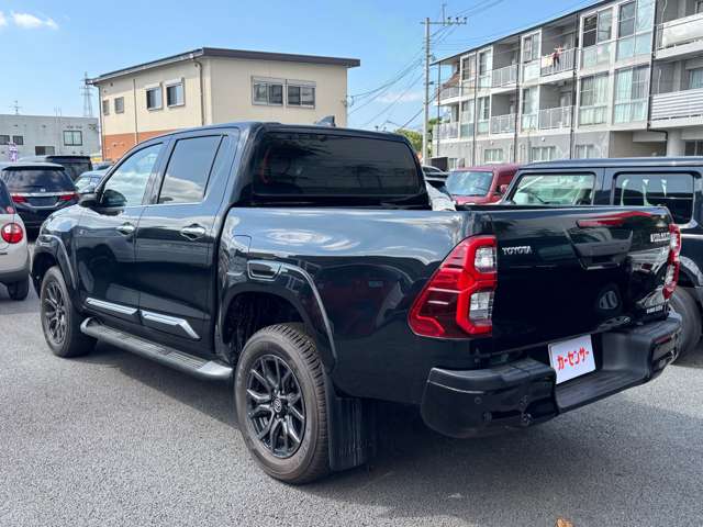 Toyota Hilux 4