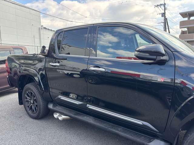 Toyota Hilux 5