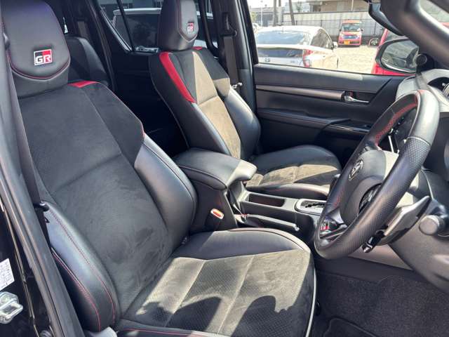 Toyota Hilux 10