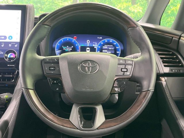 Toyota Alphard 12