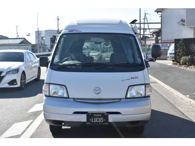 Nissan Vanette 6