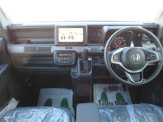 Honda N-VAN 4