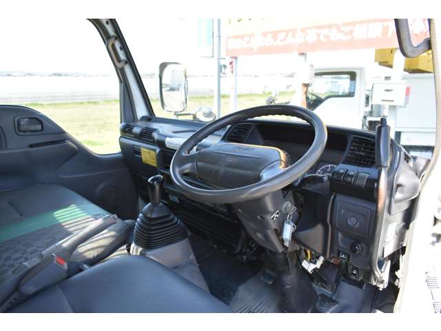 Isuzu Elf 11