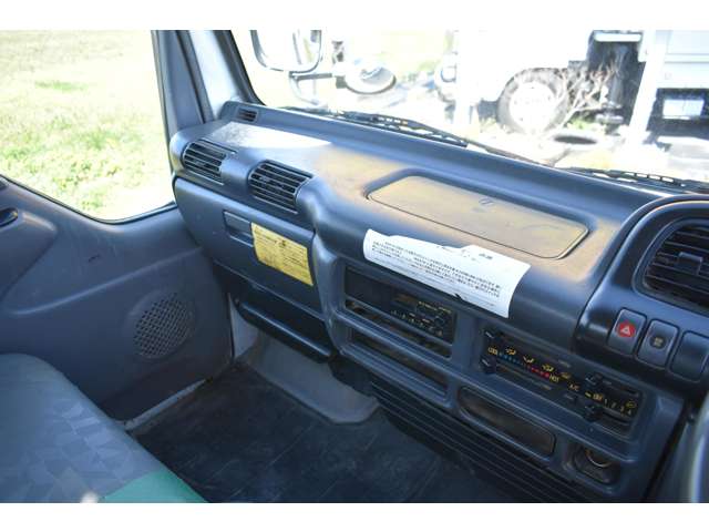 Isuzu Elf 5