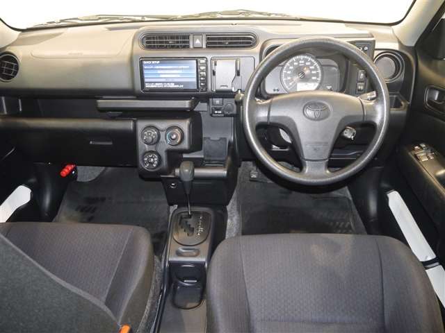 Toyota Succeed Van 5