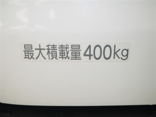 Toyota Succeed Van 7