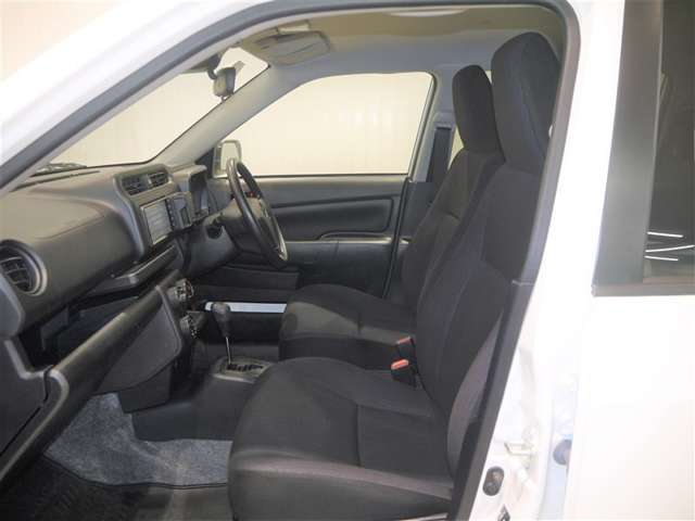 Toyota Succeed Van 9