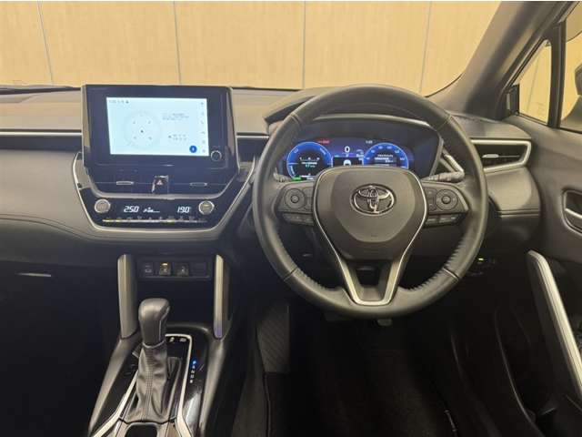 Toyota Corolla Cross 8