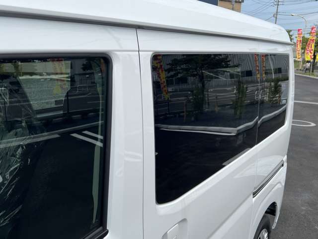 Daihatsu Hijet Cargo 11