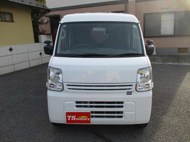 Nissan NV100 Clipper 2