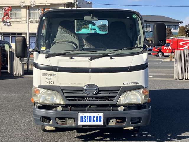 Hino Dutro 2