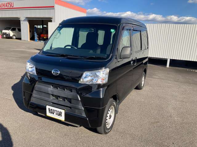 Daihatsu Hijet Cargo 4