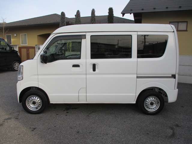 Nissan NV100 Clipper 5