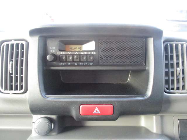 Nissan NV100 Clipper 10