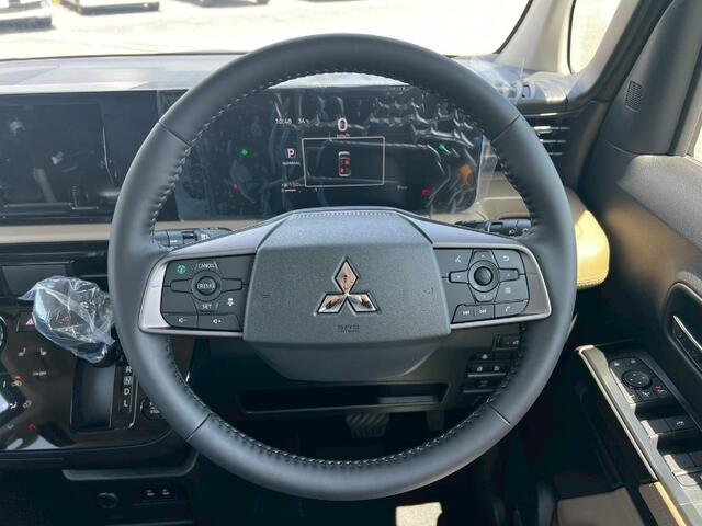 Mitsubishi Delica Mini 12