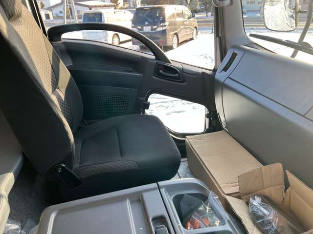 UD Trucks Condor 8