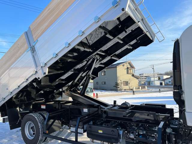 UD Trucks Condor 10