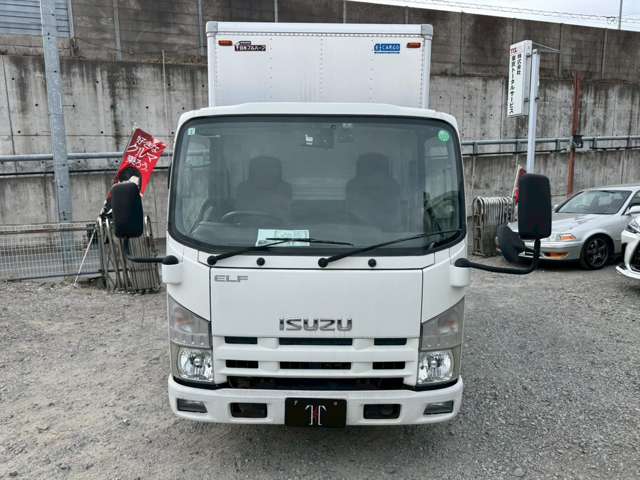Isuzu Elf 3