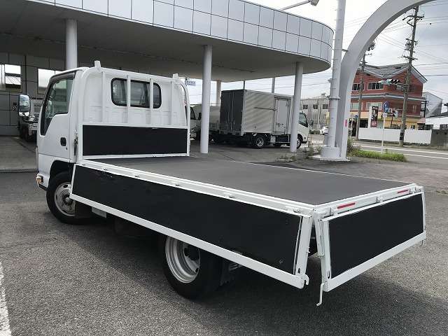 Isuzu Elf 11
