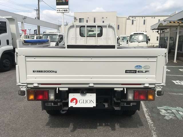 Isuzu Elf 5