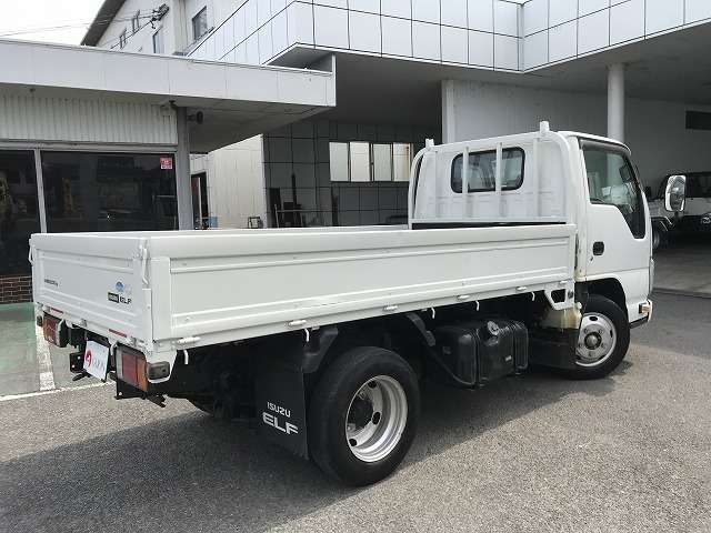 Isuzu Elf 6