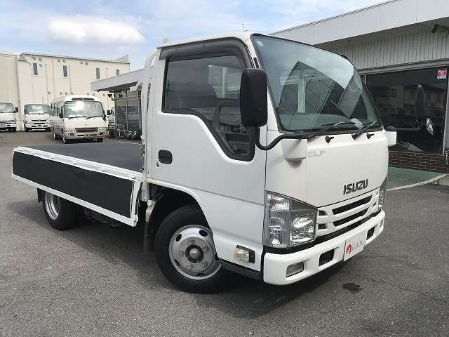 Isuzu Elf 10