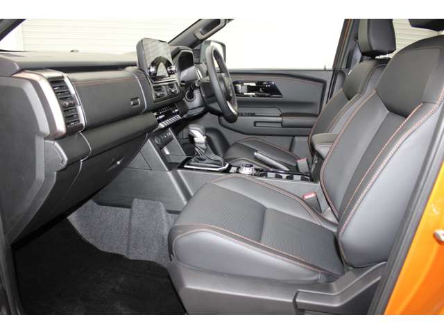 Mitsubishi Triton 4