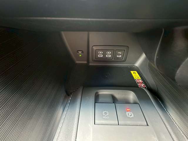 Toyota Harrier 2