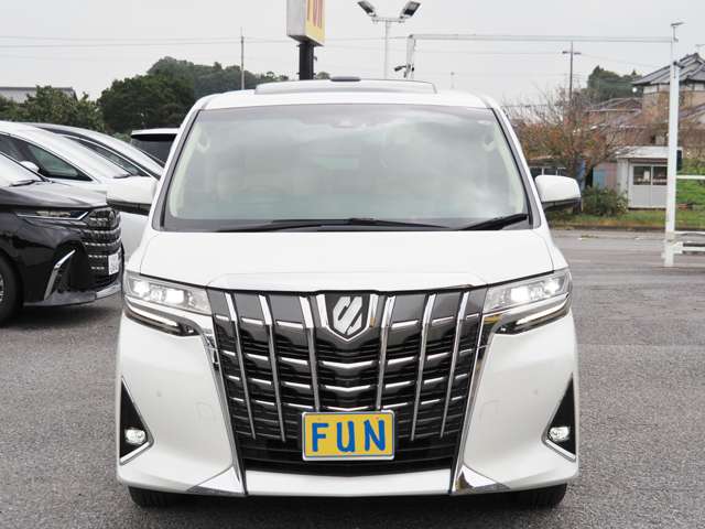 Toyota Alphard 2