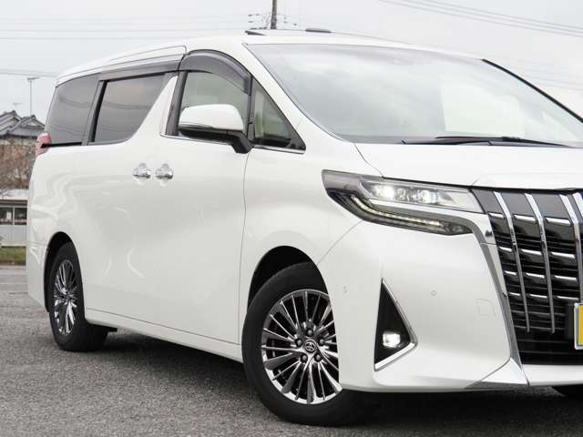 Toyota Alphard 10
