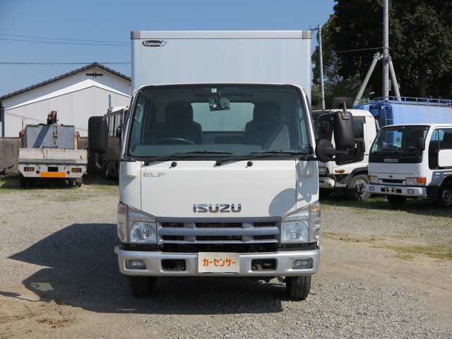 Isuzu Elf 2