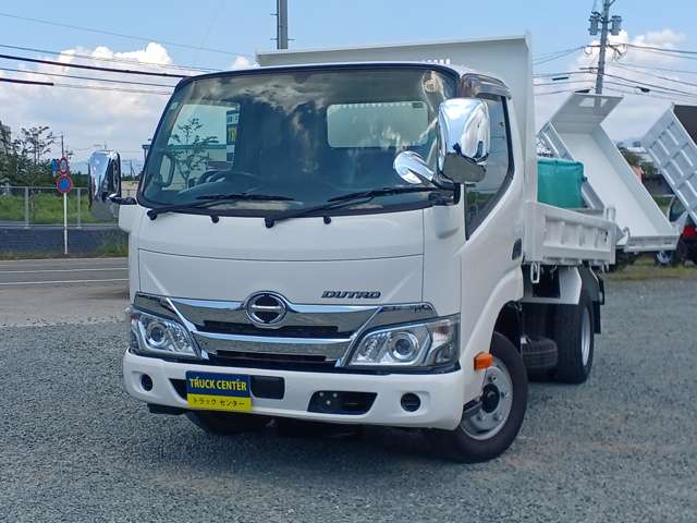Hino Dutro 2