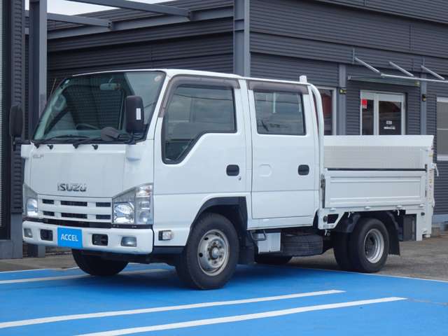 Isuzu Elf 7