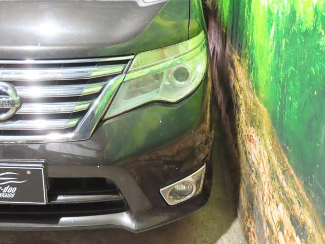 Nissan Serena 11