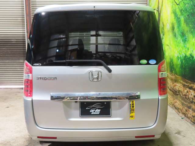 Honda Stepwgn 11