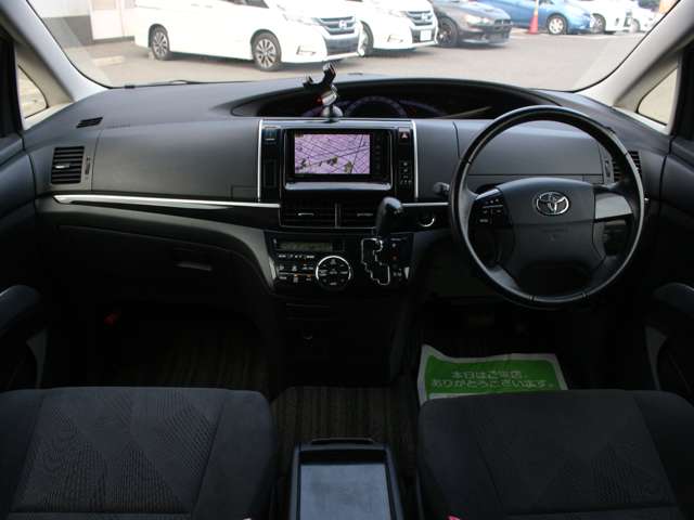 Toyota Estima 5