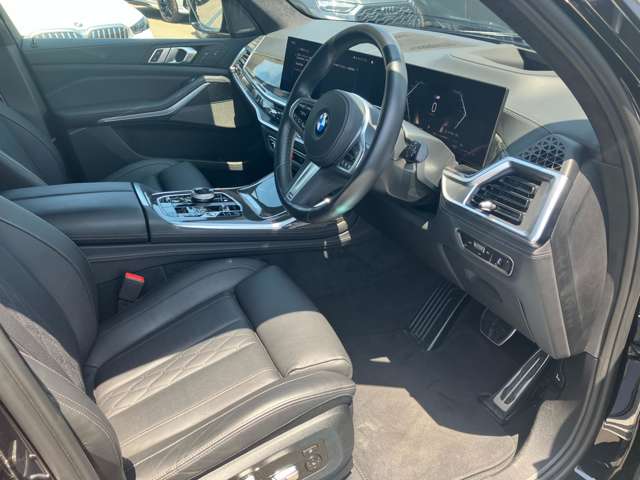 BMW X7 12