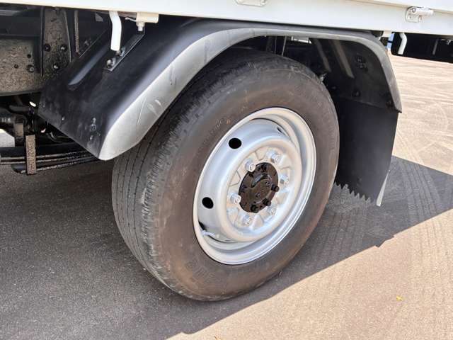 Mitsubishi Fuso Canter 5