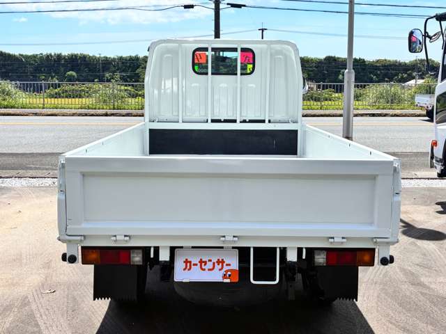Mitsubishi Fuso Canter 7