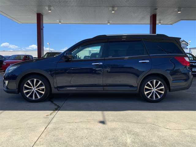 Subaru Exiga Crossover7 12