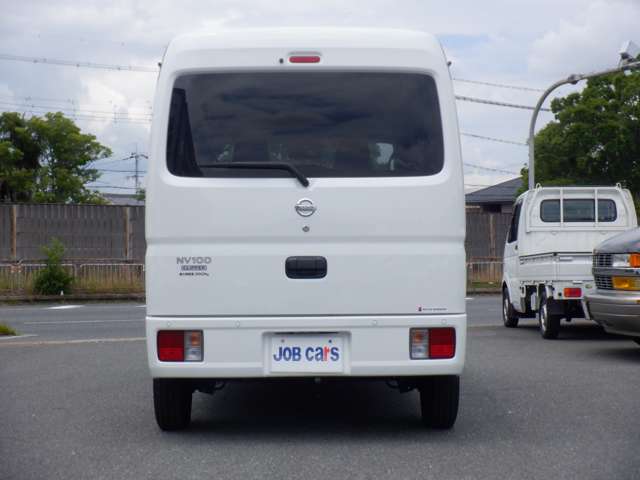Nissan NV100 Clipper 11