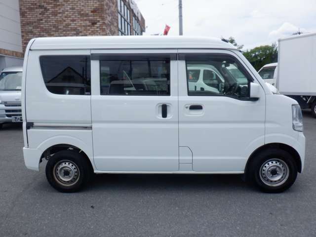 Nissan NV100 Clipper 8