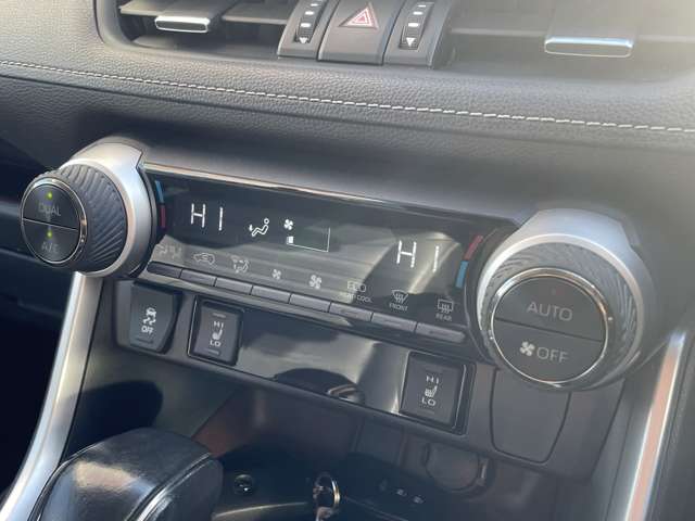 Toyota RAV4 10