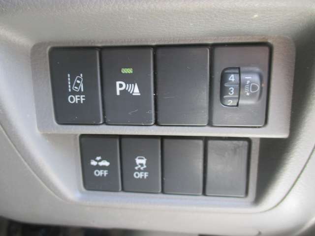 Nissan NV100 Clipper 2
