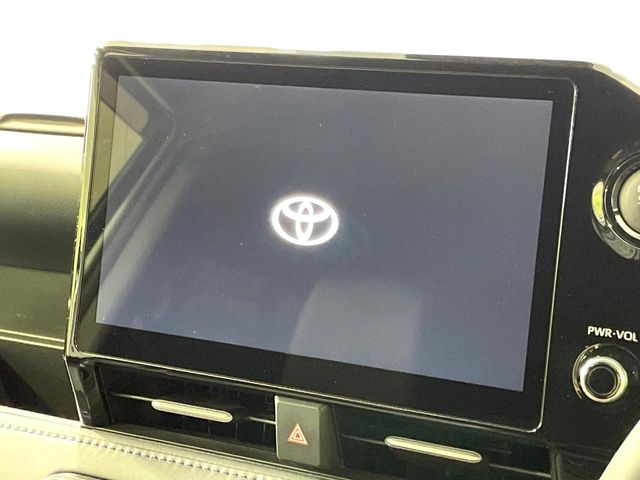 Toyota Voxy 5