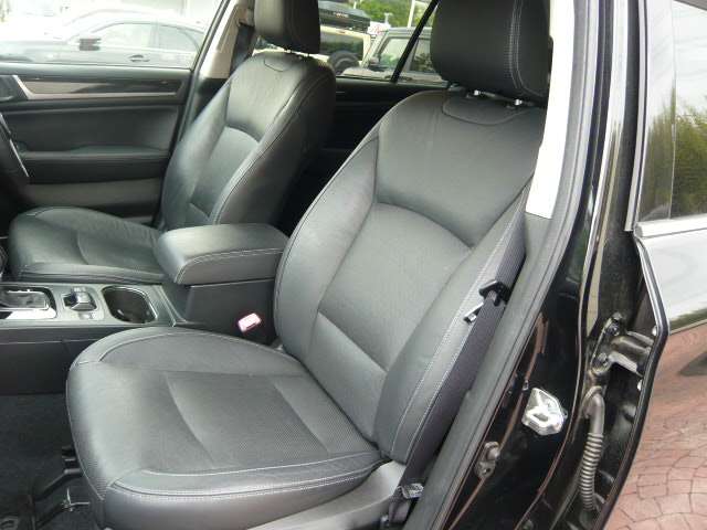 Subaru Legacy Outback 6